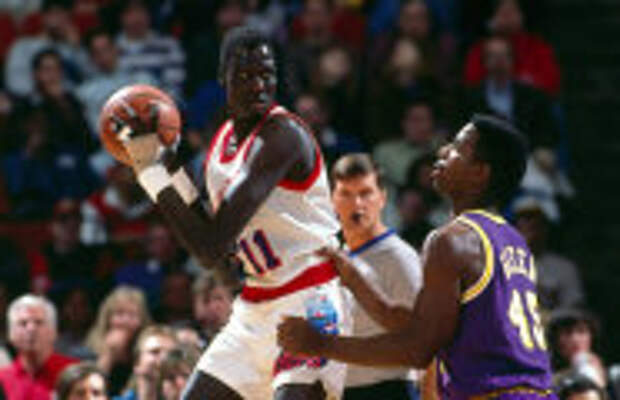 Шоу-бизнес: Убил копьем льва и никогда не играл трезвым: Чем ещё знаменит самый высокий баскетболист NBA в истории