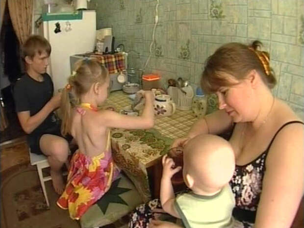 Картинки по запросу бедные дети в россии