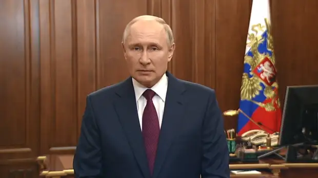 Путин поздравил следователей с профессиональным праздником