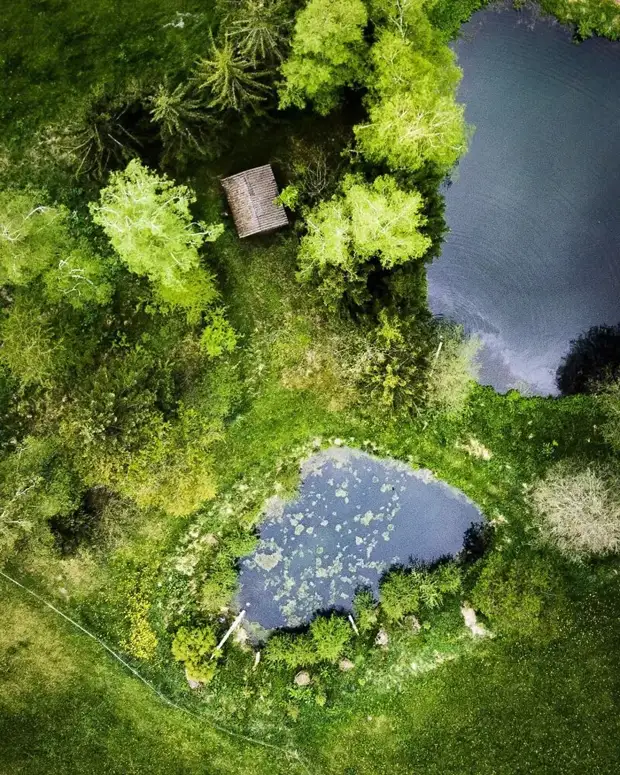 СПАСИБО! За всё тебя благодарю! - История настоящей любви — к Родине и друг к другу. - Почему говорят «вот где собака зарыта»? - Второстепенные цели. Притча. - Завораживающие аэрофото со всех уголков Земли. - О ФУТБОЛЕ.