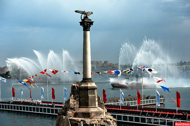 http://rasfokus.ru/images/photos/medium/aa35c943f9703066e97d3a218a88310e.jpg
