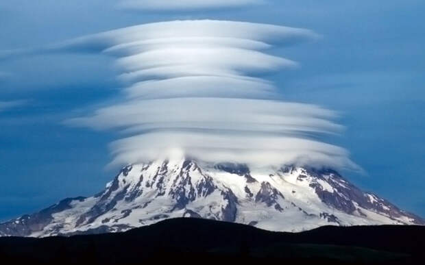 2. Лентикулярные (линзовидные) облака, горные районы красота природы, природные феномены, природные явления