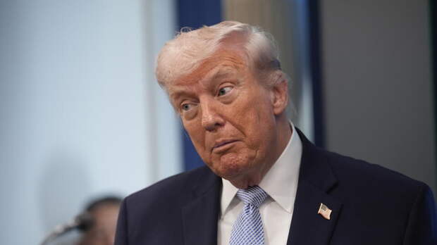 CNN: Трамп смотрел бой UFC, когда Вэнс объявил об отсутствии сделки с Ираном