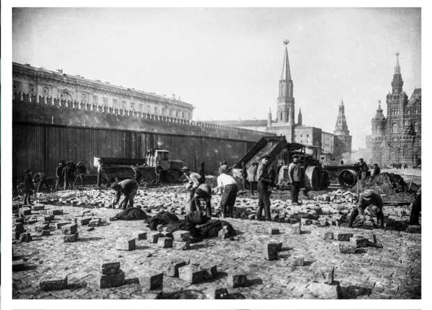 История московских мостовых: от дерева до плитки