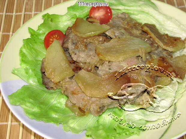 Жаркое с яблоками
