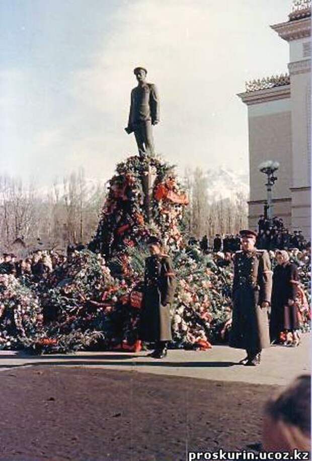 Фото сталина 1953 года