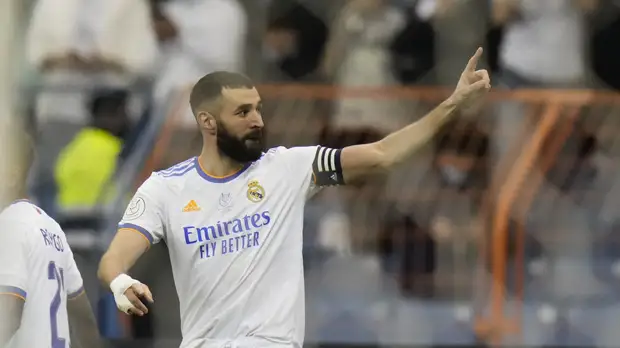 Источник: Бензема уйдёт из «Реала», если клуб подпишет Холанда