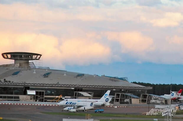 Самолёт из Женевы с делегацией России приземлился во Внуково