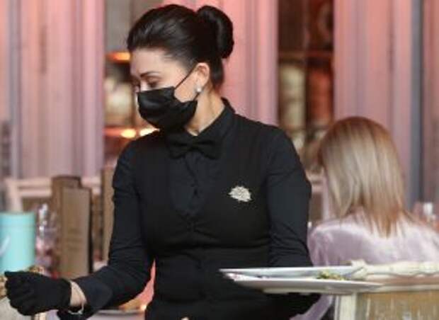 Бар «Барвиха Lounge» в Даниловском районе могут закрыть на 90 суток за нарушения мер против COVID-19. Фото: Наталия Нечаева, «Вечерняя Москва»