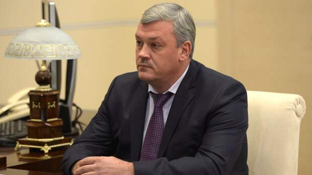 Глава Коми проверил ход строительства бассейна в Сосногорске