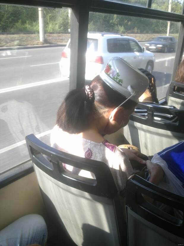18 жутких фотографий, снятых людьми в автобусе