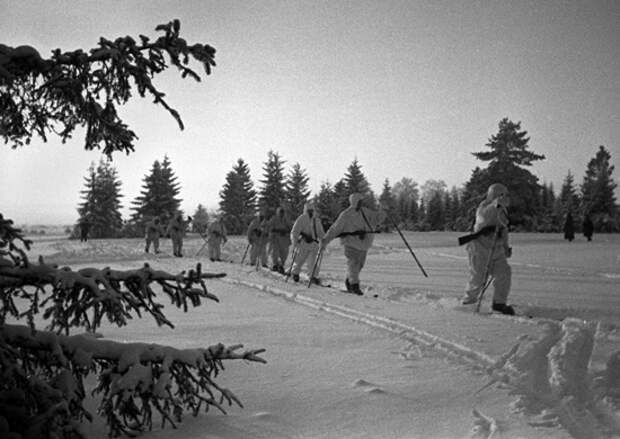 День воинской славы России - День начала контрнаступления советских войск в битве под Москвой