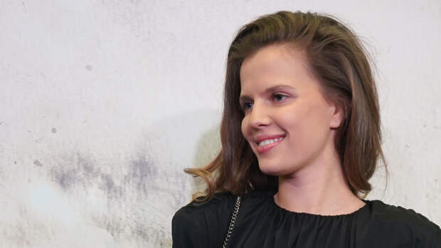 «До сих пор меня воспитывает»: Ника Здорик об отношениях с мамой