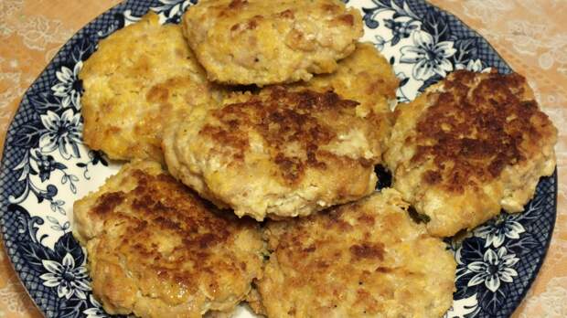 Яйца спорят, лук решает: главные нюансы идеального фарша