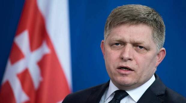 Фицо: Словакия подаст в суд ЕС жалобу на запрет закупок газа в России