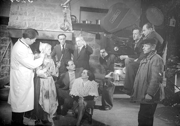На съемках фильма «Золушка». 1947 история, советское кино, фото со съёмок