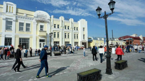 На барнаульской улице Мало-Тобольской стартует "Сезон уличных концертов"