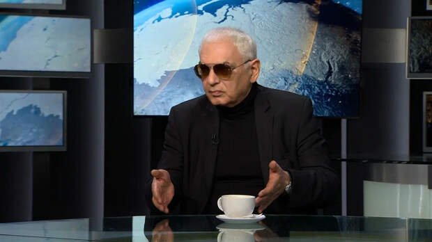 "Абсолютно не друг": Карен Шахназаров всё знал о Трампе и просил "не обольщаться"