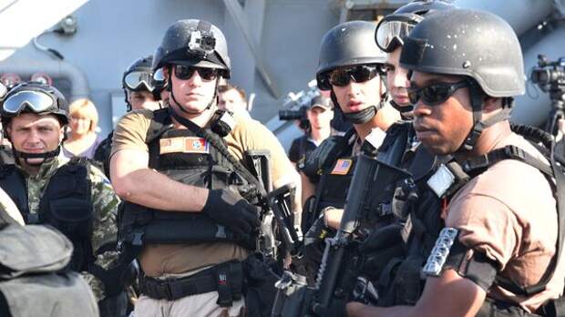 "В этом случае американцам придется убегать": политолог о критическом моменте и сопротивлении Ирана