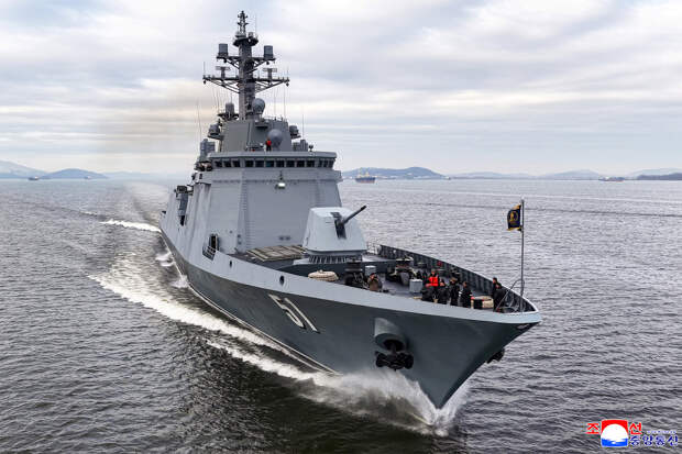 На Западе предрекли сложности с новым эсминцем КНДР