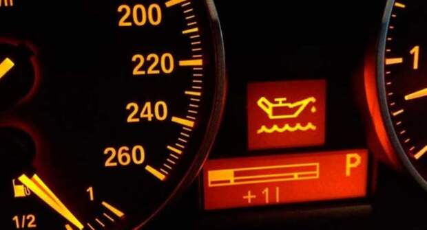 Что делать, если загорелась лампа давления моторного масла, а долить нечего?