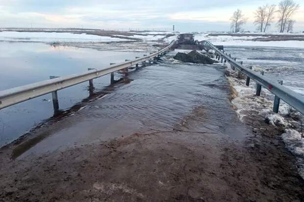 ТУАД показало 54 затопленные дороги в 16 районах Новосибирской области