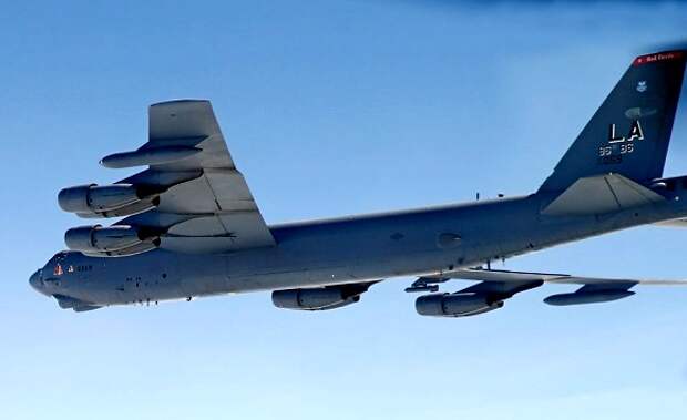 b52