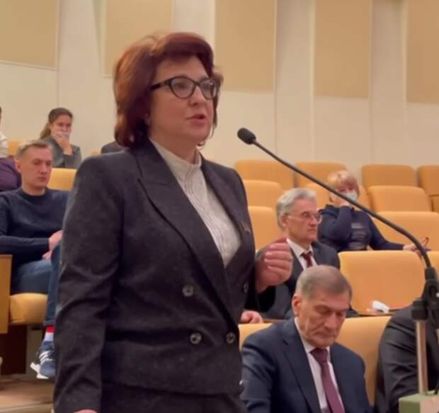 Депутат Глазкова о деятельности сенатора Нарусовой