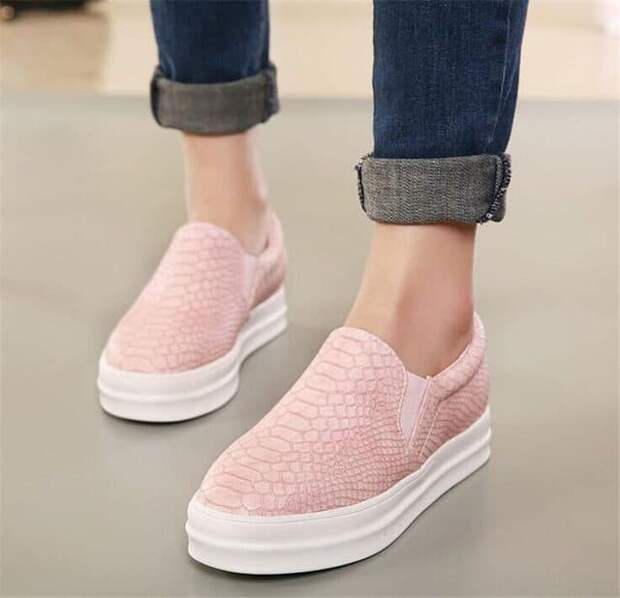 2016-New-women-flats-Women-Slip-On-Snake-skin-Flats-Casual-Loafers-Platform-Round-Toe-Moccasins.jpg_640x6402016-New-women-flats-Women-Slip-On-Snake-skin-Flats-Casual-Loafers-Platform-Round-Toe-Moccasins.jpg_640x640