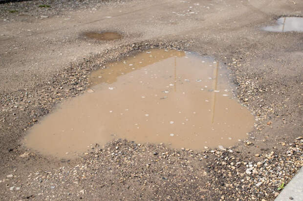 Тульский юрист Сорокин рассказал, когда можно отсудить деньги за повреждённую из-за ямы машину