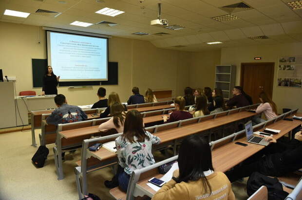 Порядок присвоения звания обучающимся военнослужащим предложили уточнить