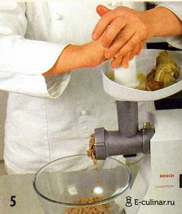 Рецепт Бульон мясной с фаршированными огурцами шаг приготовления 5 Рецепт Бульон мясной с фаршированными огурцами шаг приготовления 5