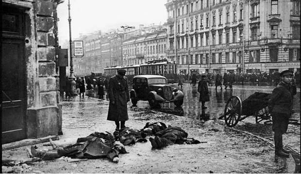 Ленинград. Обстрел.jpg Ленинград. Обстрел.jpg