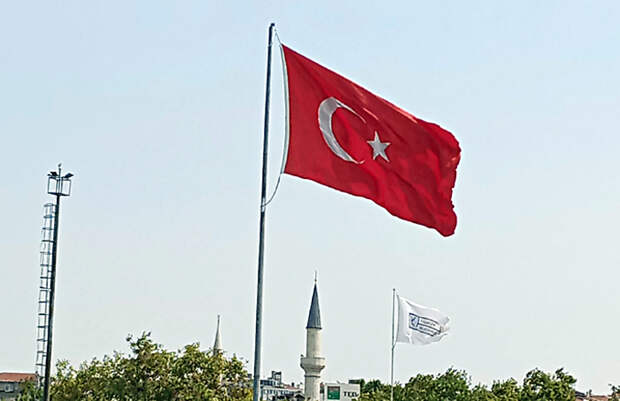 Анталия продлила туристический сезон до зимы – чем курорт порадует гостей