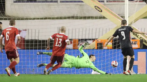 Отец Кудряшова высказался об автоголе сына в матче с Хорватией