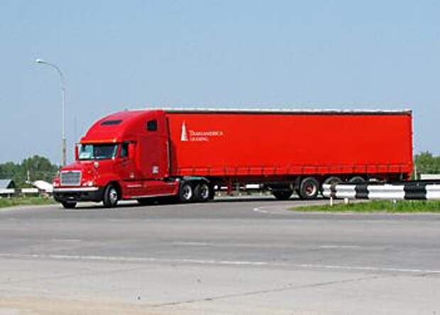 Тест-драйв Freightliner FLC120