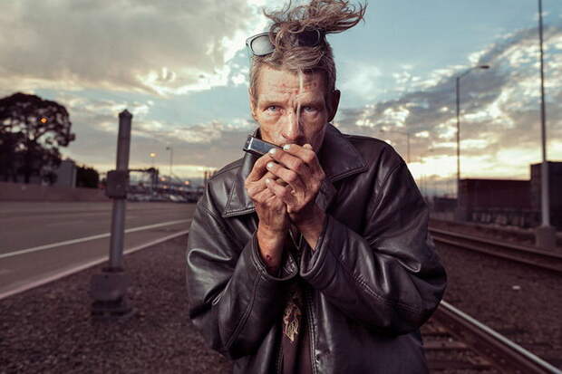 Фотограф Aaron Draper снимает бездомных жителей США
