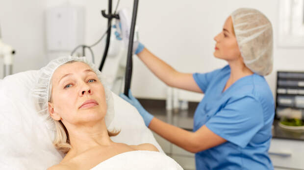 Ультразвук, радиочастоты и свет: современные методы омоложения кожи