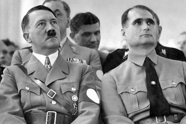 ФСБ: адъютант Гитлера заявил, что Гитлер хотел вместе с США воевать с СССР