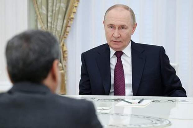 Путин примет главу МИД Ирана Аббаса Аракчи