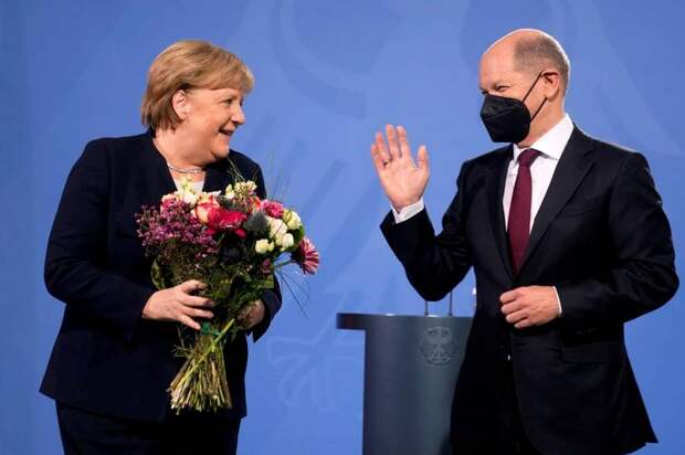 Путин поговорил с Байденом, а на следующий день Меркель ушла