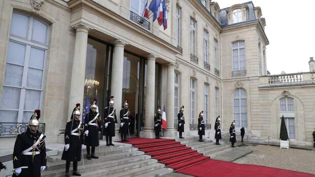 Францию призвали спасти боевиков в ЦАР