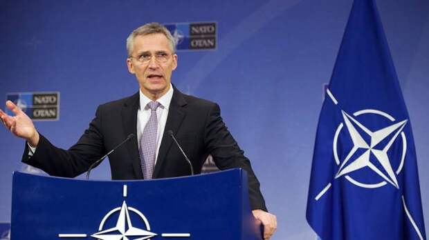 «Будем приучать их к диалогу». Как американцы схитрили на переговорах РФ и НАТО в Брюсселе