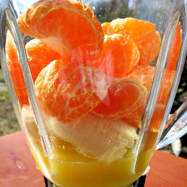 Orange-Banana-Pineapple-Smoothie