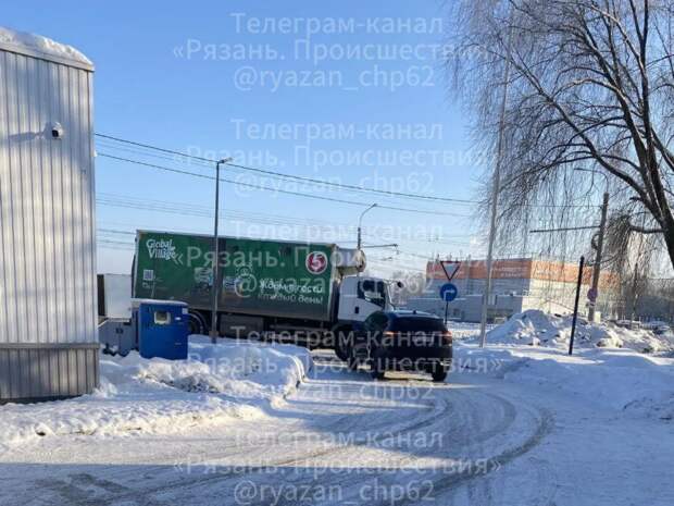 В Рязани водитель скоропостижно скончался за рулём грузовика — соцсети