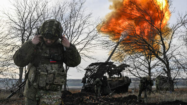 Артиллеристы уничтожили замаскированное орудие ВСУ. Лучшее видео из зоны СВО