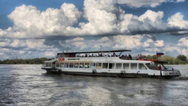 Теплоход на Оби / Фото: amic.ru