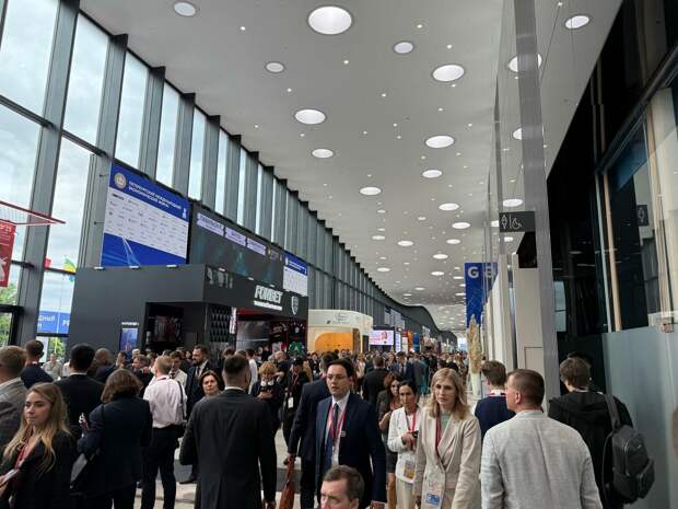 Смольный: на ПМЭФ проведут 20 дискуссионных сессий