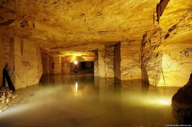Как возникли знаменитые одесские катакомбы протяженностью 2500 км и кто в них обитал Как возникли знаменитые одесские катакомбы протяженностью 2500 км и кто в них обитал