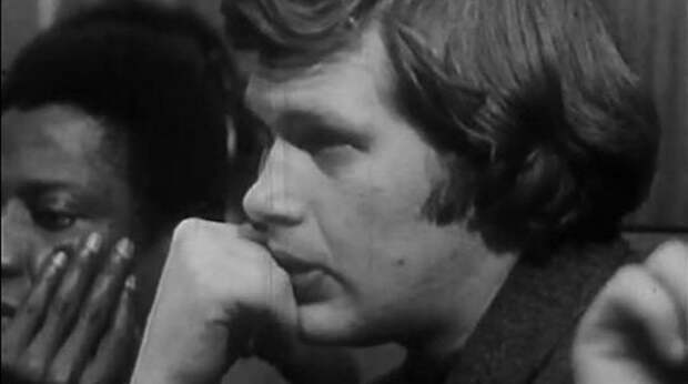 Режиссера Олега Шухера госпитализировали после остановки сердца